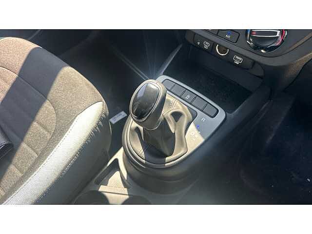 Hyundai i10 i10 5Dr HAT 1.0 MPi 67ps Advance Plus Pack AU