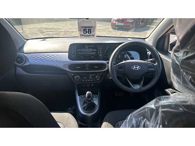 Hyundai i10 i10 5Dr HAT 1.2 MPi 79ps Premium NAV AU