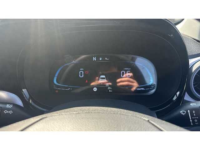 Hyundai i10 i10 5Dr HAT 1.2 MPi 79ps Premium NAV AU