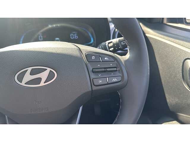 Hyundai i10 i10 5Dr HAT 1.2 MPi 79ps Premium NAV AU