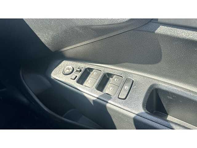 Hyundai i10 i10 5Dr HAT 1.2 MPi 79ps Premium NAV AU