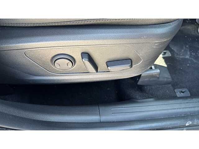 Hyundai TUCSON TUCSON 1.6T Hybrid Premium 5dr Auto Black