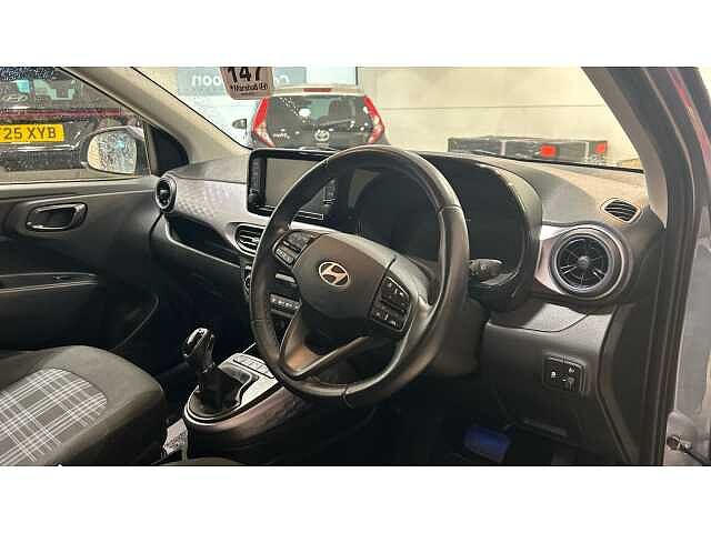 Hyundai I10 I10 1.0 MPi Premium 5dr Auto BLUE