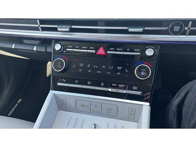 Hyundai Santa Fe Santa FE 7st 1.6TGDi Phev Ultm AU 4WD