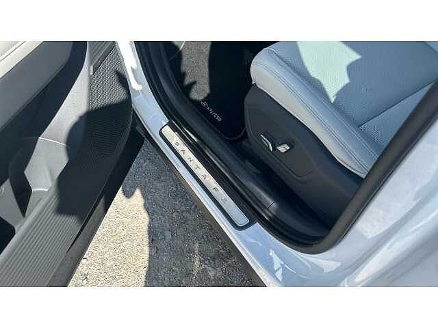 Hyundai Santa Fe Santa FE 7st 1.6TGDi Phev Ultm AU 4WD