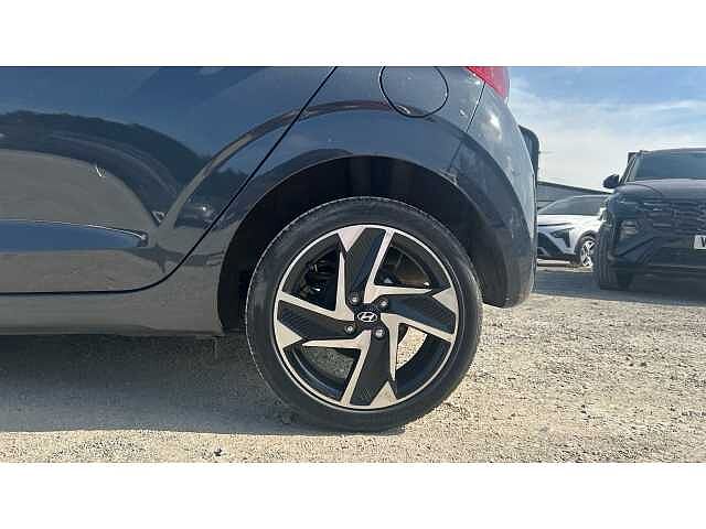 Hyundai i10 I10 1.0 MPi Premium 5dr Auto
