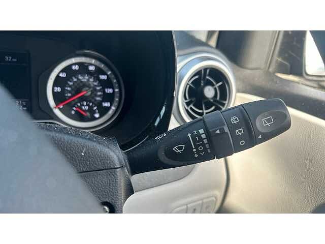 Hyundai i10 I10 1.0 MPi Premium 5dr Auto