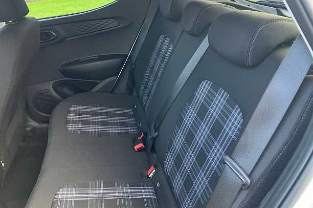 Hyundai I10 PREMIUM White