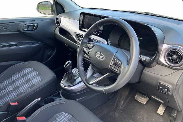 Hyundai I10 PREMIUM White