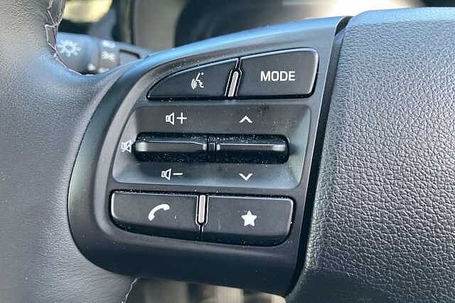 Hyundai I10 PREMIUM Green