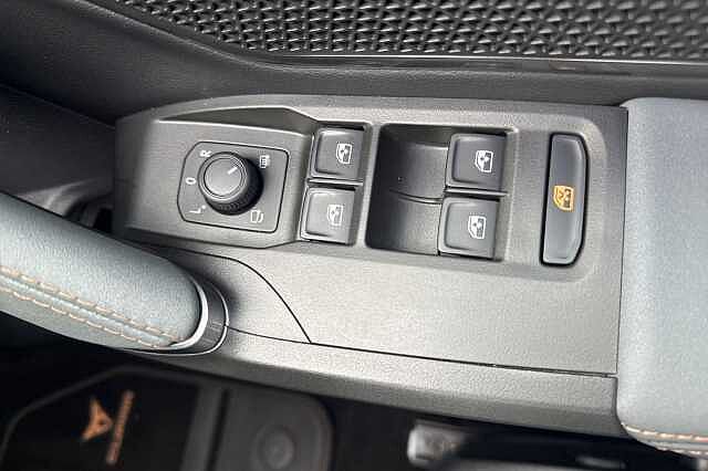 CUPRA Leon TSI VZ3 4DRIVE DSG