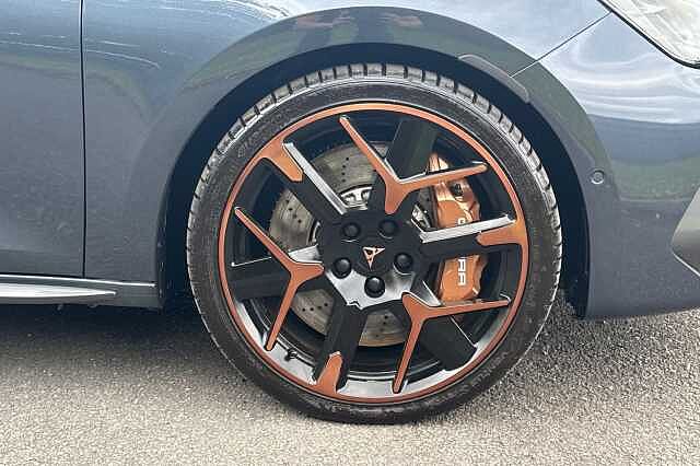 CUPRA Leon TSI VZ3 4DRIVE DSG