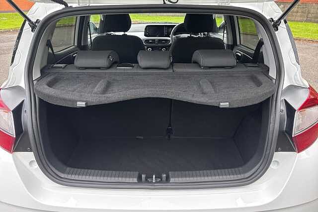 Hyundai I10 PREMIUM White