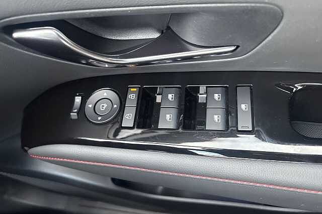 Hyundai TUCSON T-GDI N LINE White