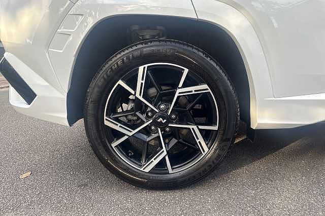 Hyundai TUCSON T-GDI N LINE White