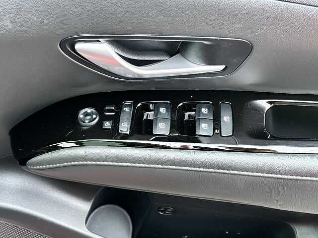Hyundai TUCSON 1.6 TGDi 48V MHD Ultimate 5dr 2WD DCT