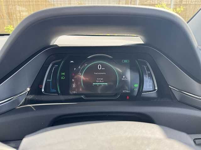 Hyundai IONIQ 1.6 GDi Hybrid Premium 5dr DCT Black
