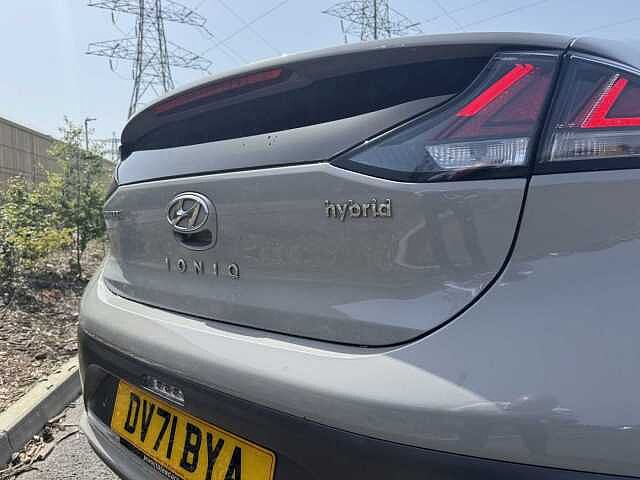 Hyundai IONIQ 1.6 GDi Hybrid Premium SE 5dr DCT Grey