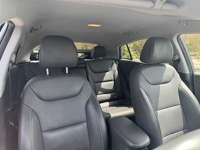 Hyundai IONIQ 1.6 GDi Hybrid Premium SE 5dr DCT Grey