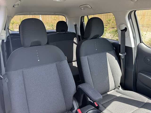 Hyundai Inster 85kW 02 49kWh 5dr Auto