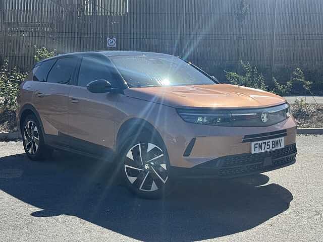 Vauxhall Grandland 1.2 Hybrid 145 Ultimate 5dr e-DCT6 [Fixed Roof]