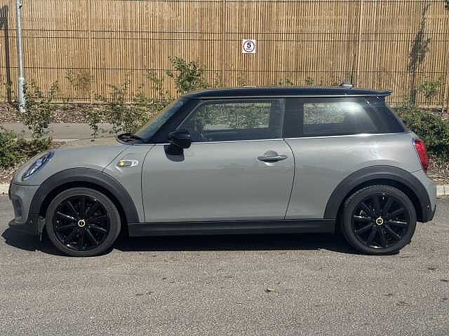 MINI Cooper 135kW Cooper S Level 3 33kWh 3dr Auto 135kW Cooper S Level 3 33kWh 3dr Auto