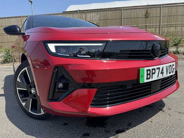 Vauxhall Astra 115kW Ultimate 54kWh 5dr Auto