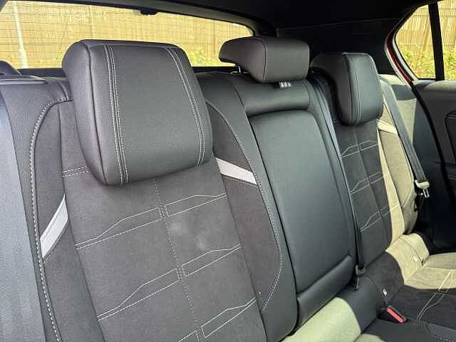 Vauxhall Astra 115kW Ultimate 54kWh 5dr Auto