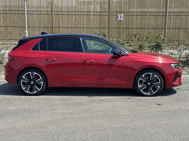 Vauxhall Astra 115kW Ultimate 54kWh 5dr Auto