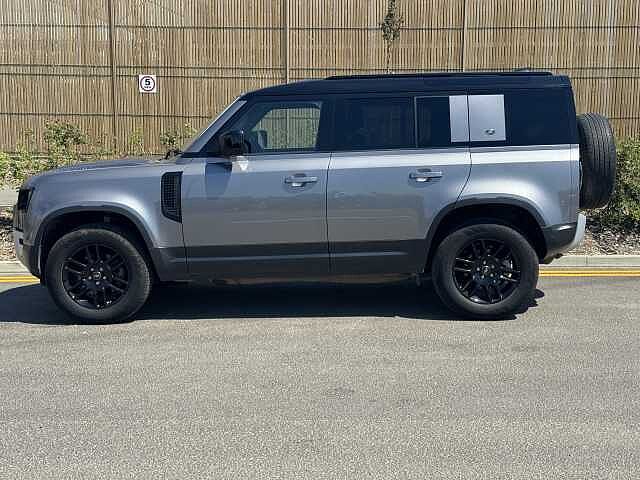Land Rover Defender 3.0 D250 SE 110 5dr Auto