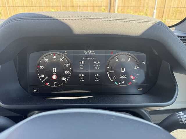 Land Rover Defender 3.0 D250 SE 110 5dr Auto