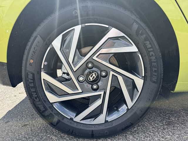 Hyundai I20 1.0T GDi 90 Element 5dr Green