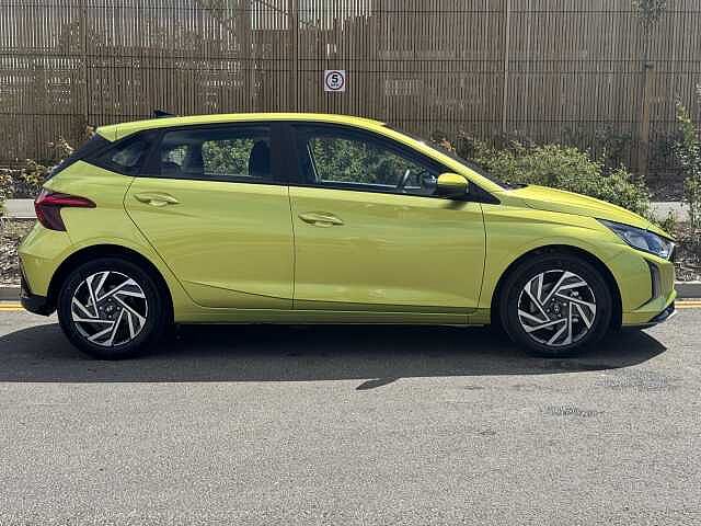 Hyundai I20 1.0T GDi 90 Element 5dr Green