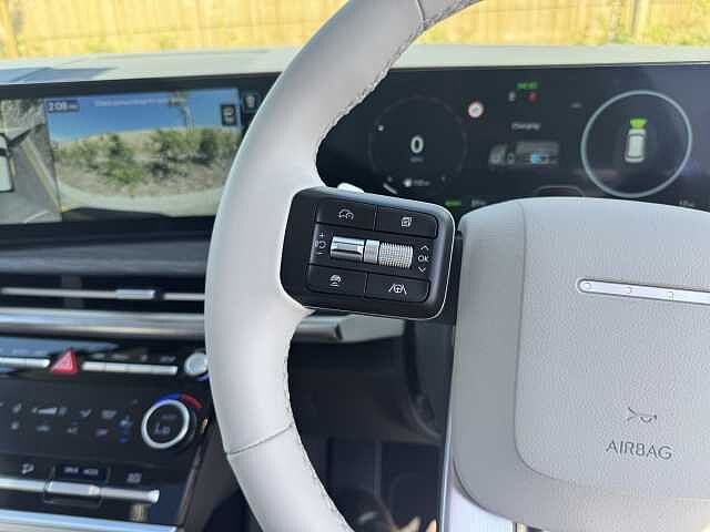 Hyundai SANTA FE 1.6 TGDi 239 Hybrid Ultimate 5dr Auto