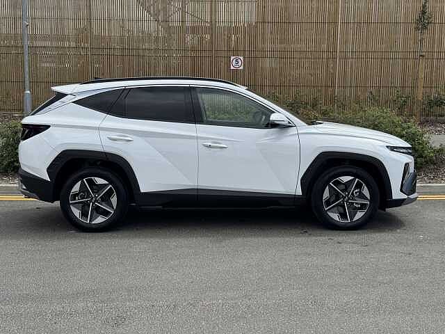 Hyundai TUCSON 1.6T 239 Hybrid Premium 5dr Auto White