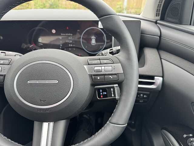 Hyundai TUCSON 1.6T 239 Hybrid Premium 5dr Auto White