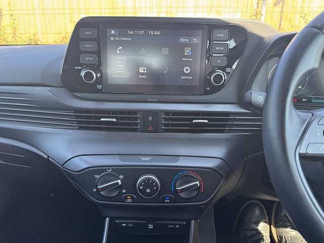 Hyundai I20 1.0T GDi 48V MHD SE Connect 5dr White