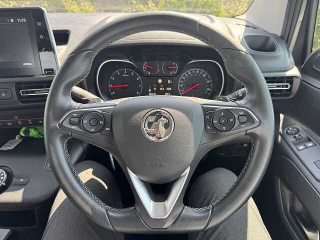 Vauxhall Combo Life 1.2 Turbo 130 Energy 5dr Auto