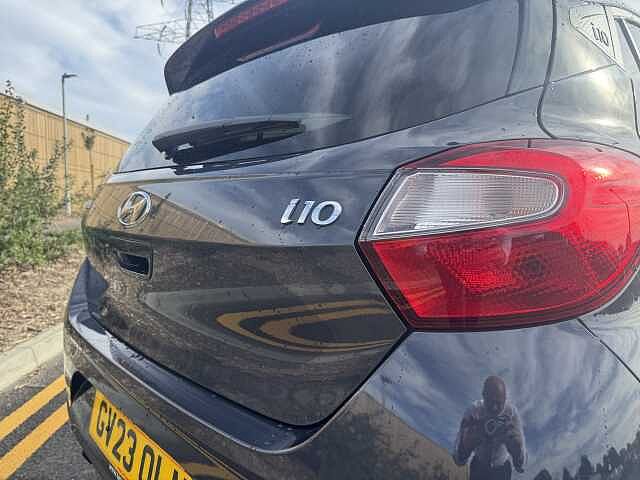 Hyundai i10 1.0 MPi Premium 5dr