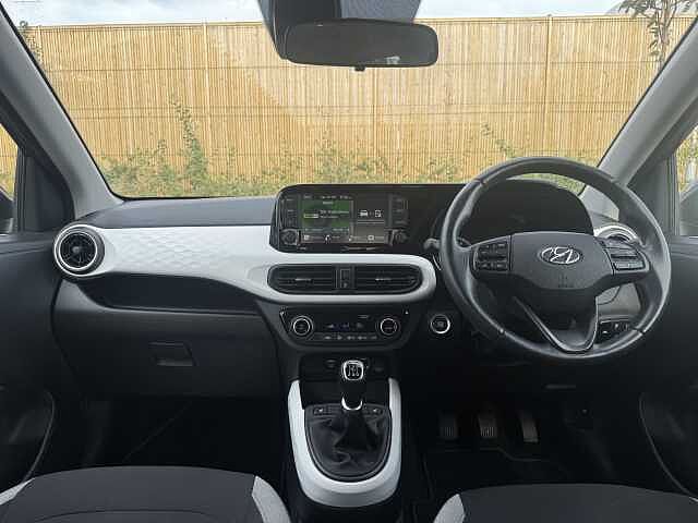 Hyundai i10 1.0 MPi Premium 5dr