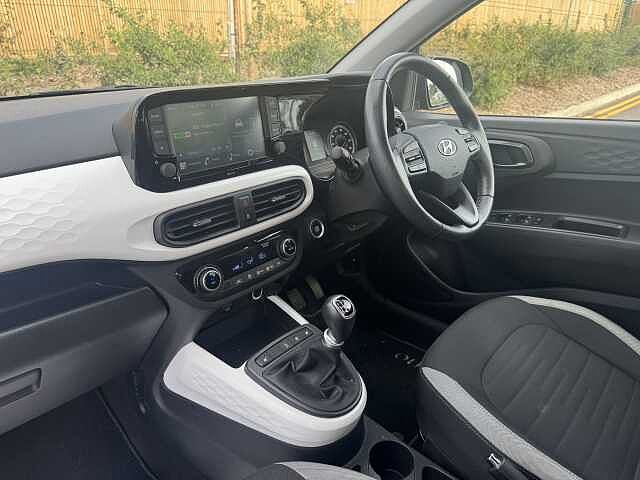 Hyundai i10 1.0 MPi Premium 5dr