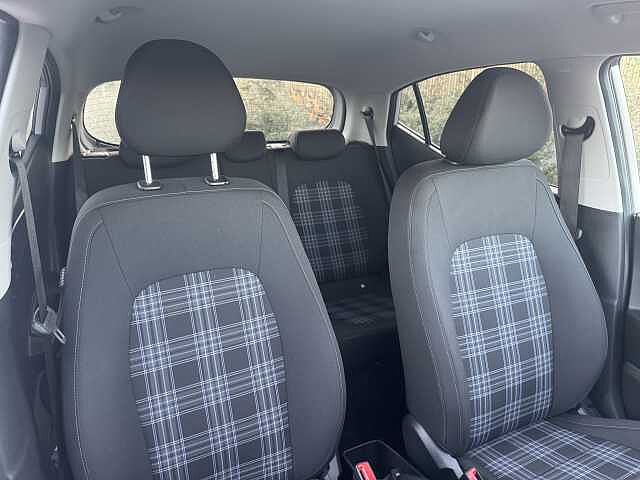 Hyundai i10 1.2 [79] Premium 5dr Auto [Nav]