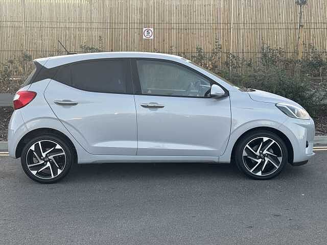 Hyundai i10 1.2 [79] Premium 5dr Auto [Nav]