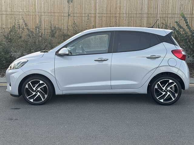 Hyundai i10 1.2 [79] Premium 5dr Auto [Nav]