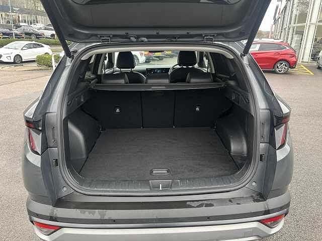 Hyundai TUCSON 1.6T Premium 5dr