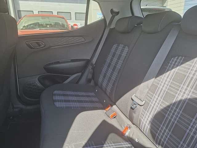 Hyundai i10 1.2 [79] Premium 5dr [Nav]
