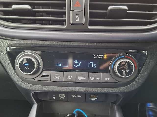 Hyundai I10 1.2 [79] Premium 5dr Auto [Nav] Black