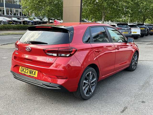 Hyundai I30 1.0T GDi Premium 5dr DCT Red