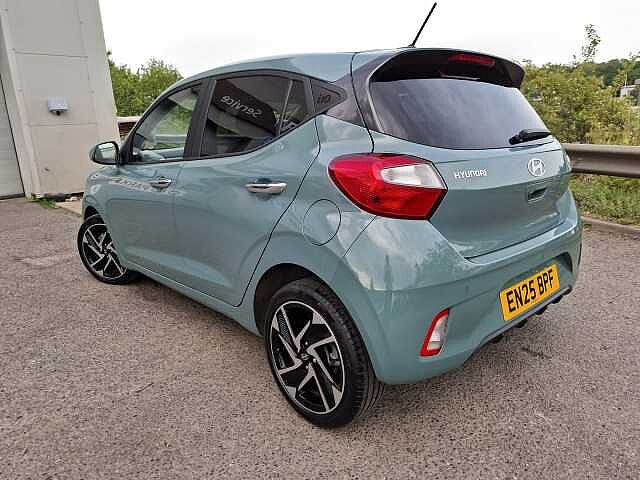 Hyundai i10 1.2 [79] Premium 5dr Auto [Nav]