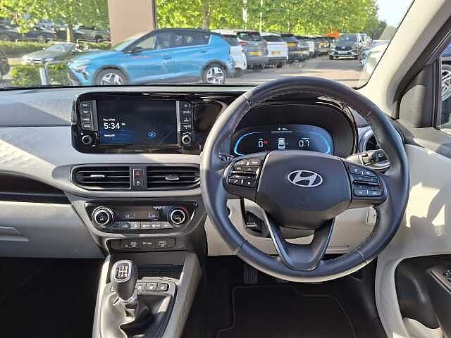 Hyundai i10 1.2 [79] Premium 5dr [Nav]